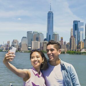 Veranstaltung: New York: Alive After Five Happy Hour Cruise, Circle Line Sightseeing Cruises in New York