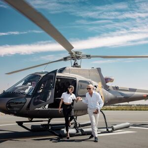 Veranstaltung: Dubai: 30-Min Helicopter Flight with Transfer + Photos, Dubai Helicopter Tours in Dubai