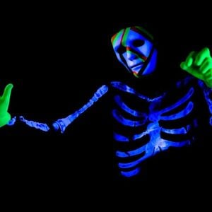Veranstaltung: Images of Love Black Light Theater Show + Prague Astronomical Clock, HILT Black Light Theatre in Prague