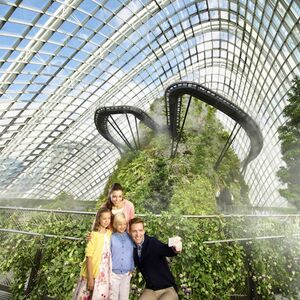 Veranstaltung: Gardens by the Bay: Floral Fantasy with 2 Domes + Hotel Pick-up, Gardens by the Bay in Singapore