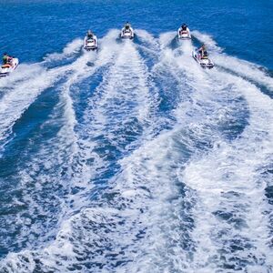 Veranstaltung: Gold Coast Jet Ski Safari + Parasailing Combo: 1 Hour, Gold Coast Jet Ski Safaris in Main Beach