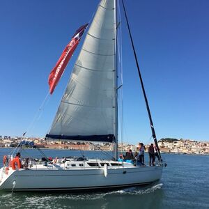 Veranstaltung: Lisboa: Passeio de barco à tarde de 2 horas saindo de Belém, Lisbon Sailing in Lisbon