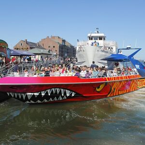 Veranstaltung: Boston Harbor: Codzilla Thrill Boat Ride, Boston Speedboat Tours in Boston