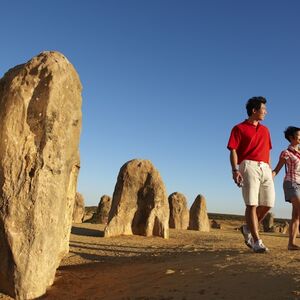 Veranstaltung: Pinnacles Desert: Explorer Day Tour + Lunch + Hotel Pickup, Pinnacle Desert in Burswood