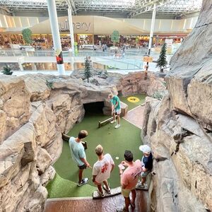 Veranstaltung: Moose Mountain Adventure Golf, Mall of America in Bloomington