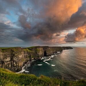 Veranstaltung: Cliffs of Moher, Wild Atlantic Way & Galway City: Day Trip from Dublin, Cliffs of Moher Tours from Dublin in Dublin