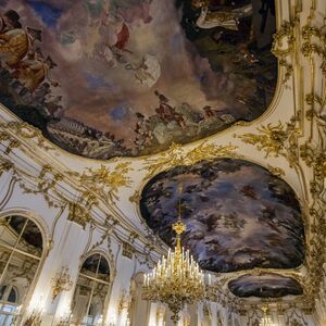 Veranstaltung: Schonbrunn Palace & Gardens: Skip The Line Ticket and Private Guided Tour, Schloss Schönbrunn - Orangerie in Wien