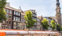 Veranstaltung: Amsterdam: Lovers Canal Cruise from Central Station, 48/ Amsterdam Centraal in Amsterdam
