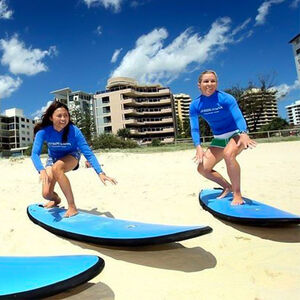 Veranstaltung: Learn to Surf at Coolangatta on the Gold Coast, Marine Pde at Kirra Beach in Coolangatta