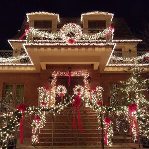 Veranstaltung: New York: Dyker Heights Christmas Lights Tour from Manhattan, New York in new york city