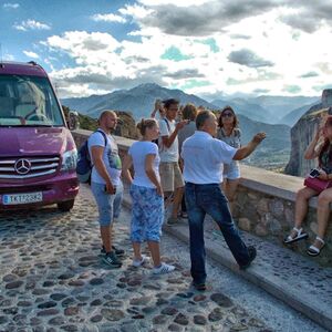 Veranstaltung: Meteora: Full-Day Guided Tour from Athens, Day Trips from Athens in Athens