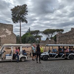 Veranstaltung: Via Appia: Tour guidato in golf cart condiviso, Parco Archeologico Appia Antica in Rome