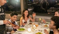 Veranstaltung: Boston Harbor: 2 or 3-Hour Signature Dinner Cruise, Boston Speedboat Tours in Boston