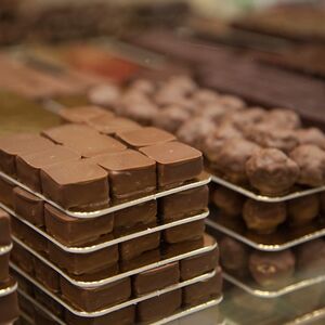 Veranstaltung: Paris : Saint-Germain-des-Prés - Dégustation guidée de pâtisseries et de chocolats, Paris Food Tours in Paris