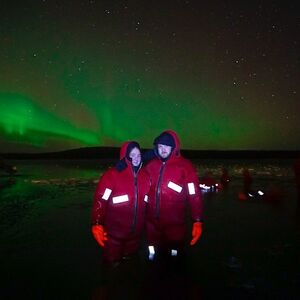 Veranstaltung: Lake View of Northern Lights with Floating Suit, Lapland Winter Activities in Rovaniemi