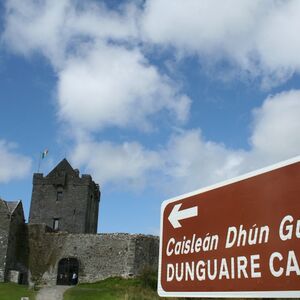 Veranstaltung: Galway to Cliffs of Moher and Burren Full Day Tour, Day Trips from Galway in Galway