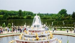 Veranstaltung: VIP Versailles Bike Experience with Private Kings Apartment Tour, Avenue Emile Zola in Versailles