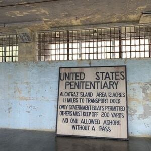 Veranstaltung: San Francisco: Alcatraz Tour + 1-Hour Bay Cruise, Alcatraz in San Francisco