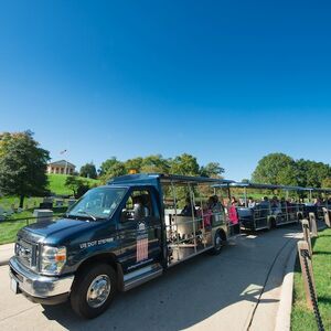 Veranstaltung: Arlington National Cemetery: Hop-on Hop-off Trolley, Arlington National Cemetery in Arlington