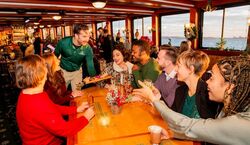 Veranstaltung: Boston: Cocoa and Carols Holiday Cruise, in Boston