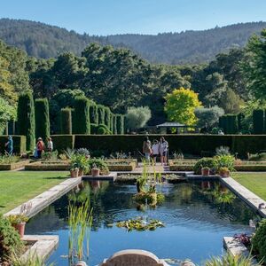 Veranstaltung: Filoli Summer Nights Admission, Filoli Historic House & Garden in Woodside