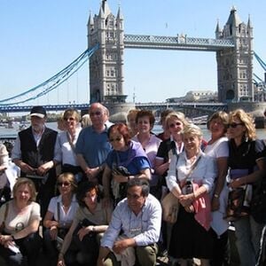 Veranstaltung: Tower of London: Early-Access + Guided Tour with Crown Jewel & Opening Ceremony, Tower of London in London