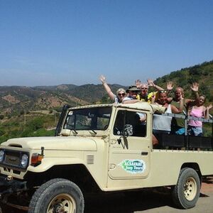 Veranstaltung: Algarve: Passeio de dia inteiro em Jeep Safari com almoço, Algarve Jeep Safari Tours in Albufeira