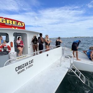 Veranstaltung: Miami: Boat Tour with Jet Skis, Tubing & Open Bar, Miami Boat Tours in Miami