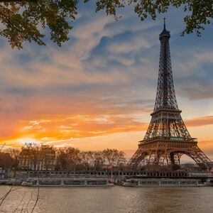 Veranstaltung: Paris : Croisière sur la Seine + spectacle du Moulin Rouge avec transport, Paris Comedy Shows in Paris