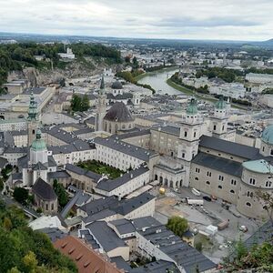 Veranstaltung: Ab München: VIP-Tagestour nach Salzburg mit dem Zug in einer Kleingruppe, Day Trips from Munich in Munich