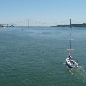 Veranstaltung: Lisboa: Passeio de barco à tarde de 2 horas saindo de Belém, Lisbon Sailing in Lisbon