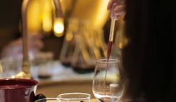 Veranstaltung: Atelier "créer son propre vin", Les Caves du Louvre in Paris