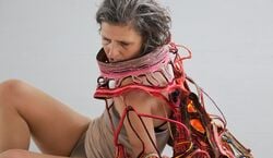 Veranstaltung: Yasmeen Godder Company - Practicing Empathy #3, Haus am Dom in Frankfurt am Main