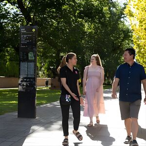 Veranstaltung: Intimate Walk (Adelaide private tour), Malls Balls in Adelaide