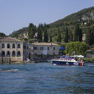 Veranstaltung: Lago di Garda: tour in barca di 6 ore con sosta a Sirmione, Lake Garda Activities in Sirmione