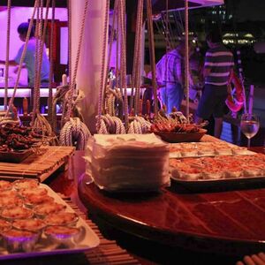 Veranstaltung: Singapore: Luxury Sunset Cruise on Royal Albatross Tall Ship, Royal Albatross Luxury Tall Ship in Singapore