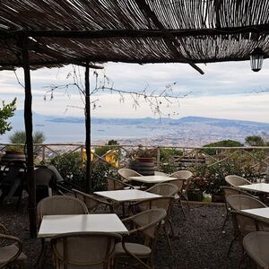 Veranstaltung: Pompei: Biglietto d'ingresso + Pranzo e degustazione di vini sul Vesuvio + Viaggio di andata e ritorno da Roma, Day Trips from Rome in Rome