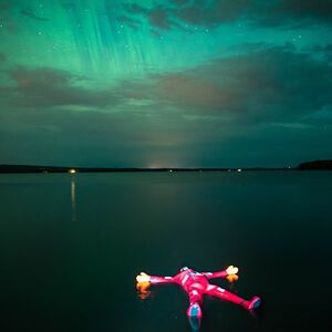 Veranstaltung: Lake View of Northern Lights with Floating Suit, Lapland Winter Activities in Rovaniemi