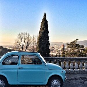 Veranstaltung: Da Firenze: Tour in auto della Fiat 500 d'epoca, Gita di un giorno in Toscana da Firenze in Castelnuovo