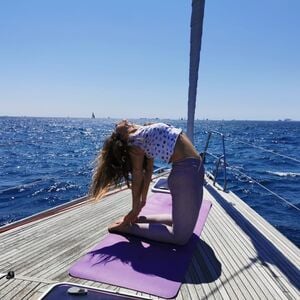 Veranstaltung: Nautical Namaste: una expedición de Yoga y Navegación, Marina Vela Barcelona, Moll de Nord, berth 69 in Barcelona