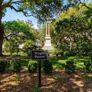 Veranstaltung: Savannah Ghost Tour: Self-Guided Walking Audio Tour, Ghosts and Gravestones Savannah in Savannah