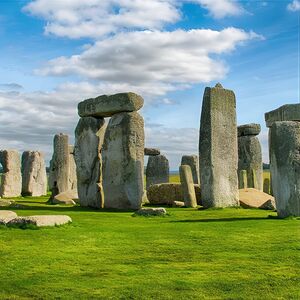 Veranstaltung: From Birmingham Stonehenge and Bath Day Tour, Station Street (Stop NS10) in Birmingham