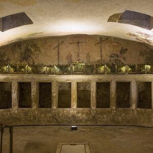 Veranstaltung: Complesso Monumentale Sant'Anna dei Lombardi: Biglietto d'ingresso + Audioguida, Monumental Complex of St. Anne of Lombardi in Naples