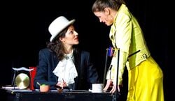 Veranstaltung: Im Zwischenreich, Galli Theater Wiesbaden in Wiesbaden