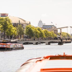 Veranstaltung: Amsterdam: Lovers Canal Cruise from Central Station, Amsterdam Centraal in amsterdam