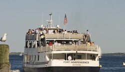 Veranstaltung: Boston Harbor: 1-Hour Historic Sightseeing Cruise, Boston Speedboat Tours in Boston