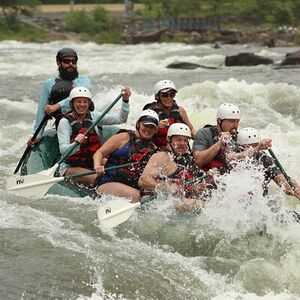 Veranstaltung: Classic Middle Ocoee River Adventure, The Bus Bar in Ocoee