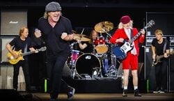 Veranstaltung: AC / DC - Power Up Tour 2025 - Úschovna, Letiště Praha Letňany in Praha 9
