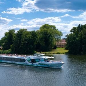 Veranstaltung: Potsdam: 4-stündige Seeschifffahrt, Park Babelsberg in Potsdam