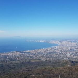 Veranstaltung: Vesuvio ed Ercolano: Salta la fila con il trasporto da Napoli, Vesuvius Day Trips from Naples in Naples